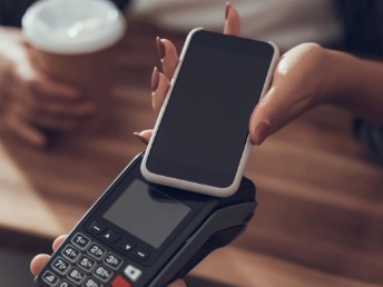 Hospo spend falls in June – Worldline